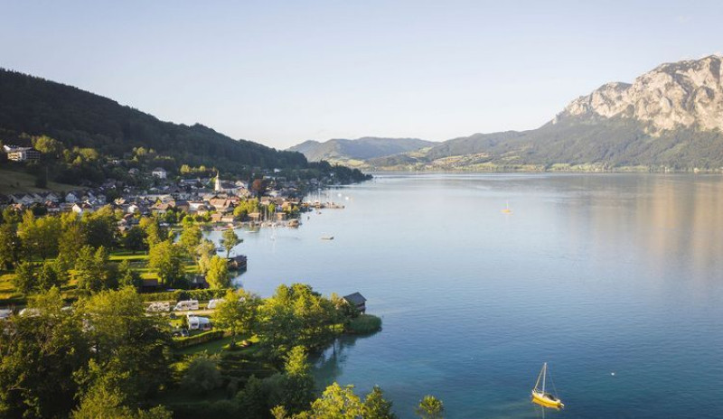 Grundstück mit Seeblick & Wald: Schaffen Sie Ihr Paradies in Unterach am Attersee